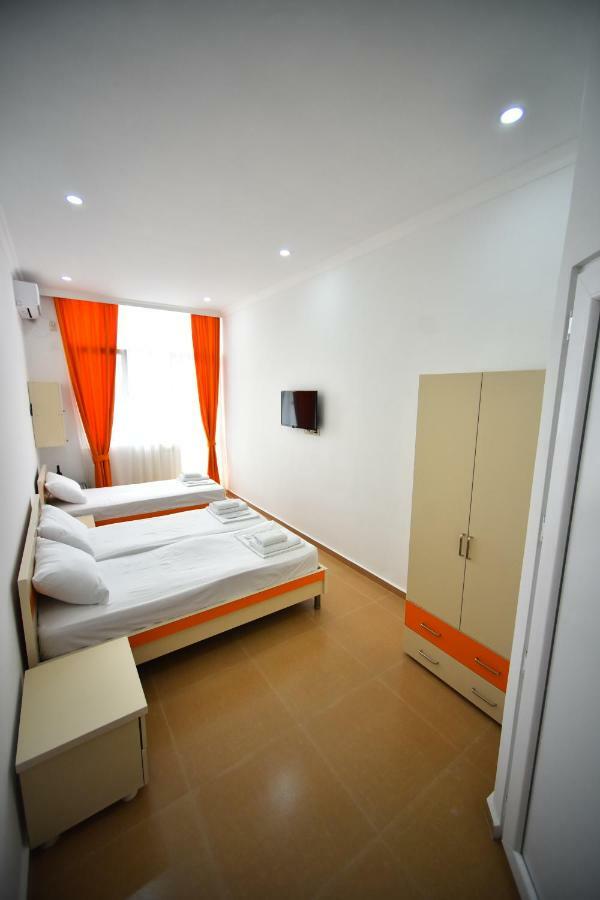Orange Home Hotel Batumi Exterior foto