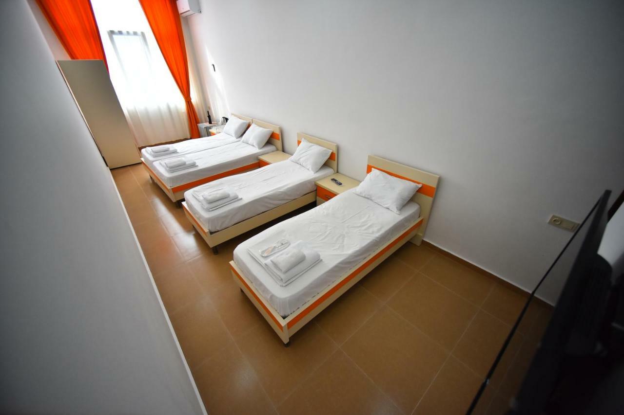 Orange Home Hotel Batumi Exterior foto